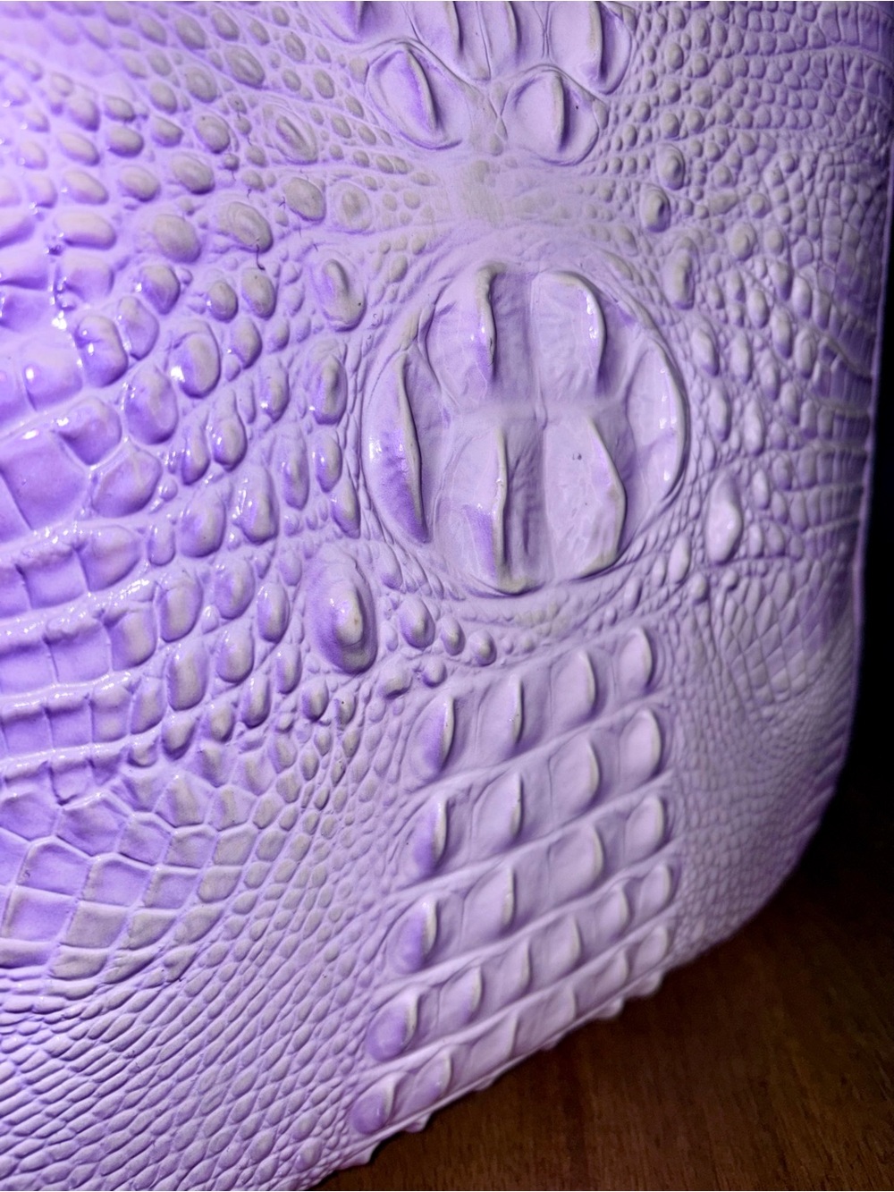Brahmin EUC Leia - Gentle Lavender - Pastel- Back Eye - Pearl Shimmer - Like New - Picture 8 of 16